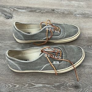 Vans Gray Low Top shoes